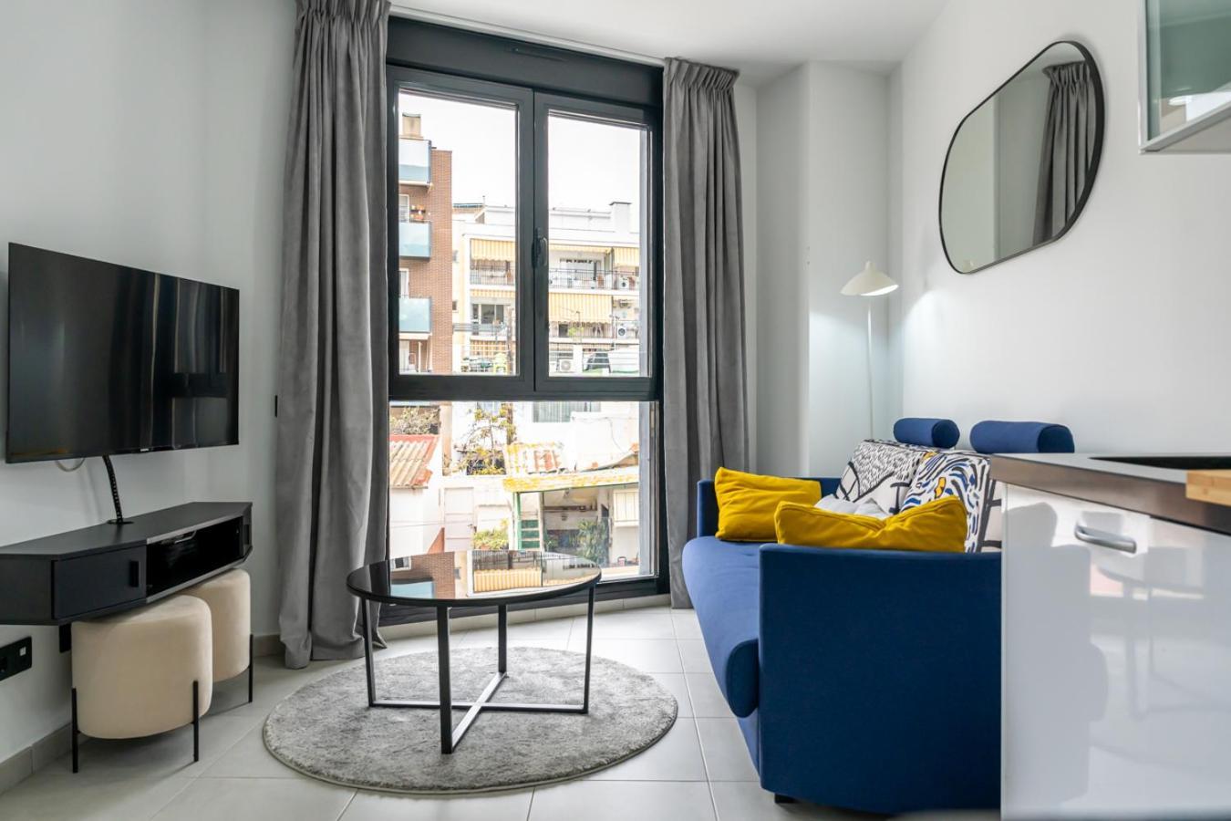 Modern Wave Escape Apartment With Private Parking And Rooftop Pool By Namaste Elite Torremolinos Bagian luar foto