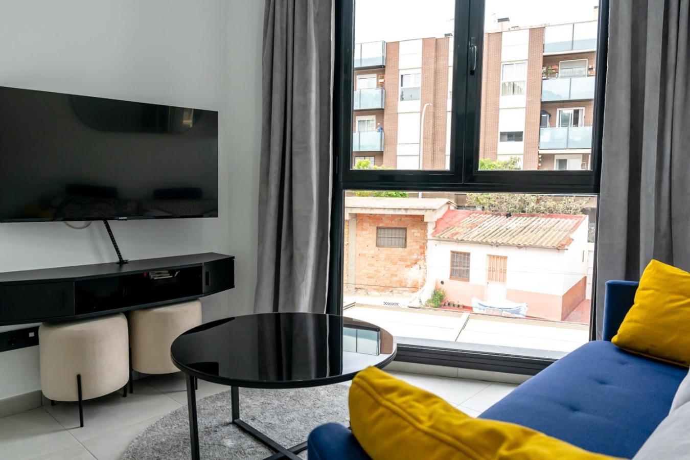 Modern Wave Escape Apartment With Private Parking And Rooftop Pool By Namaste Elite Torremolinos Bagian luar foto