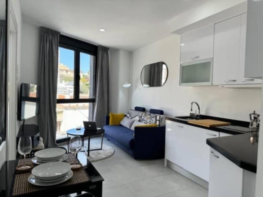 Modern Wave Escape Apartment With Private Parking And Rooftop Pool By Namaste Elite Torremolinos Bagian luar foto
